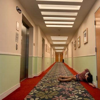 Alejandra-Alarcón-muriendo-en-lugares-importantes-fotografía-digital-veracruz-2018-méxico