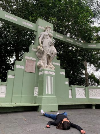 Alejandra-Alarcón-muriendo-en-lugares-importantes-fotografía-digital-veracruz-méxico-2019