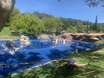 muriendo_en_lugares_importantes_web_Alejandra_Alarcón_ixtapa